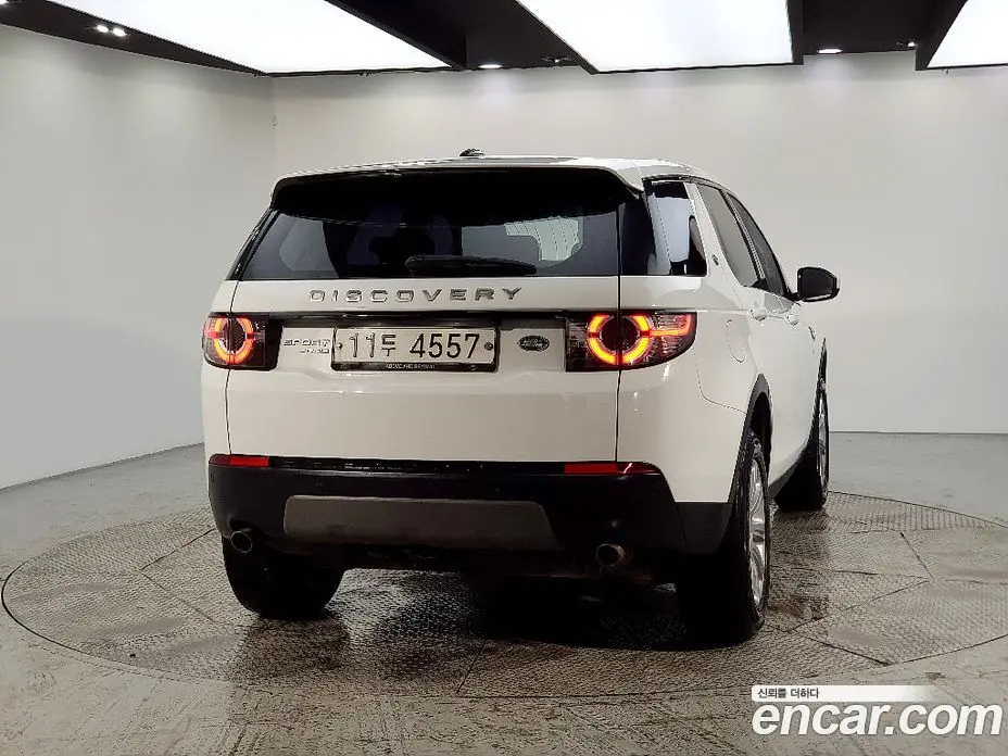 Land Rover Discovery Sport 2015 2.2 автомат (гидро), фото 3 Land Rover Discovery Sport 2015 2.2 автомат (гидро), фото 3