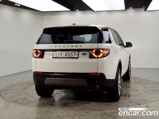 Land Rover Discovery Sport 2015 2.2 автомат (гидро), миниатюра 3 Land Rover Discovery Sport 2015 2.2 автомат (гидро), миниатюра 3