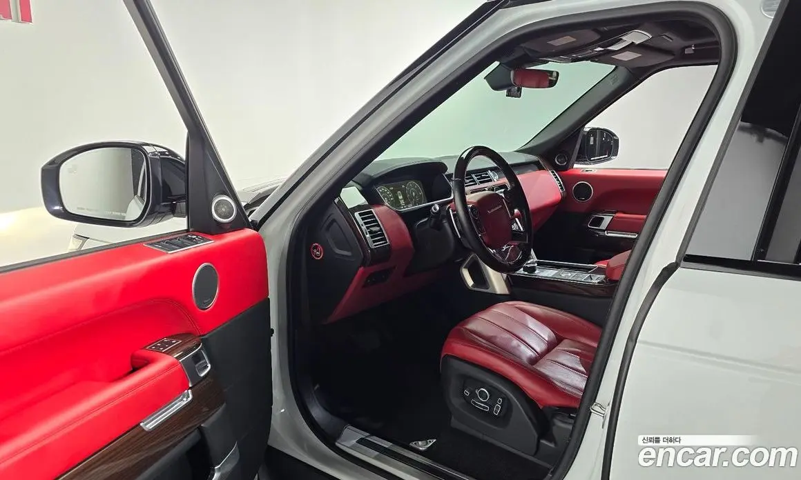Land Rover Range Rover 2017 4.4 автомат (гидро), фото 10