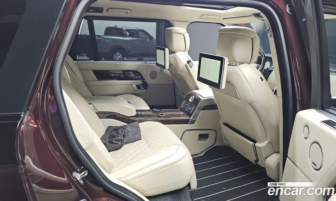 Land Rover Range Rover 2019 5.0 автомат (гидро), фото 11 Land Rover Range Rover 2019 5.0 автомат (гидро), фото 11