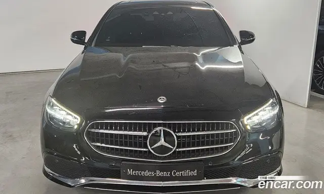 Mercedes-Benz E-Class 2020 2.0 автомат (гидро), миниатюра 2
