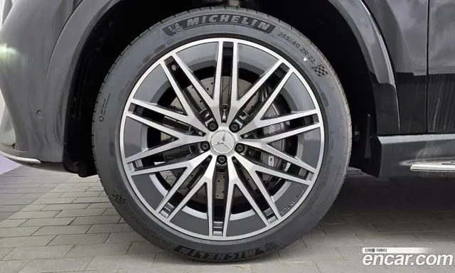 Mercedes-Benz GLE-Class 2025 3.0 автомат (гидро), миниатюра 5