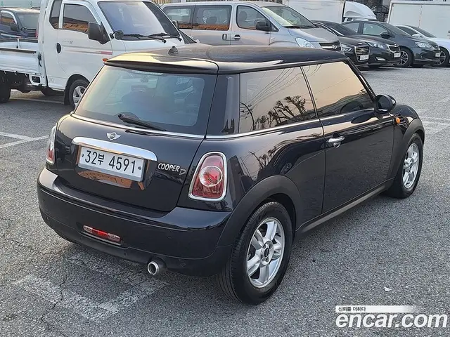 Mini Cooper 2012 1.6 автомат (гидро), миниатюра 6