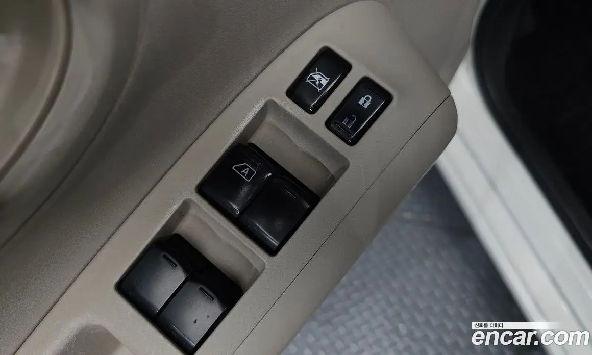 Nissan Cube 2012 1.8 автомат (гидро), фото 12