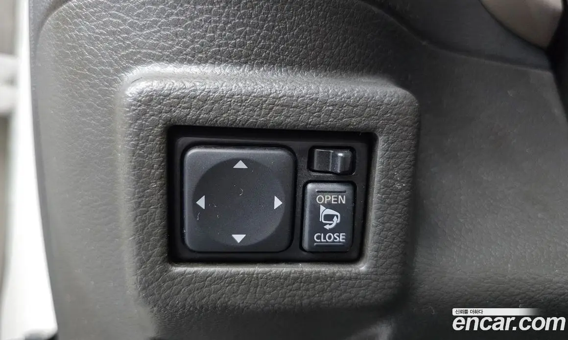 Nissan Cube 2012 1.8 автомат (гидро), фото 13