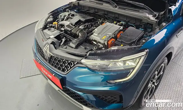 Renault (Samsung) Arkana 2024 1.6 автомат (гидро), миниатюра 6 Renault (Samsung) Arkana 2024 1.6 автомат (гидро), миниатюра 6