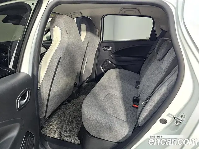Renault (Samsung) Zoe 2021 0.1 автомат (гидро), миниатюра 9 Renault (Samsung) Zoe 2021 0.1 автомат (гидро), миниатюра 9