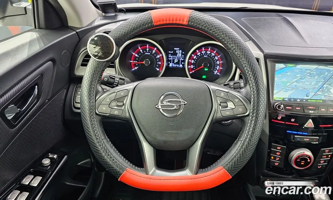 SsangYong TIBOLI 2017 1.6 автомат (гидро), фото 13