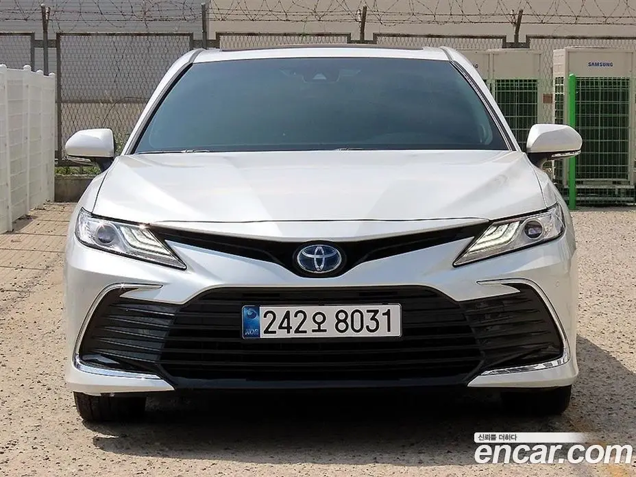 Toyota Camry 2024 2.5 автомат (гидро), фото 1 Toyota Camry 2024 2.5 автомат (гидро), фото 1