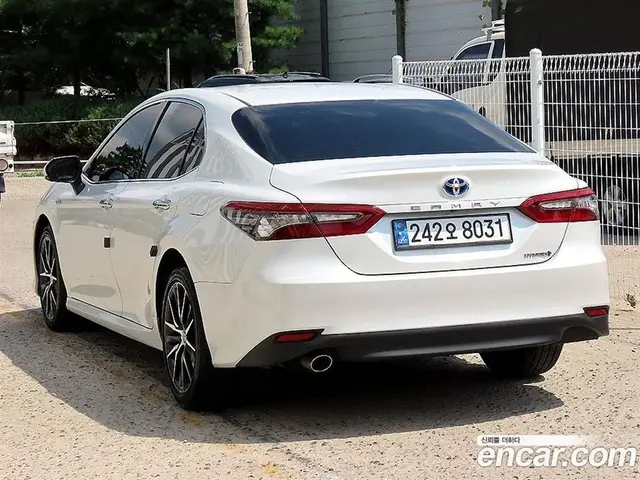 Toyota Camry 2024 2.5 автомат (гидро), миниатюра 3 Toyota Camry 2024 2.5 автомат (гидро), миниатюра 3