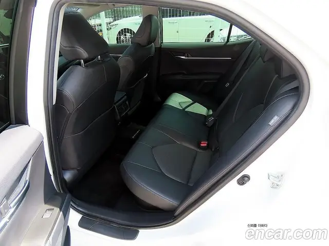 Toyota Camry 2024 2.5 автомат (гидро), миниатюра 6 Toyota Camry 2024 2.5 автомат (гидро), миниатюра 6