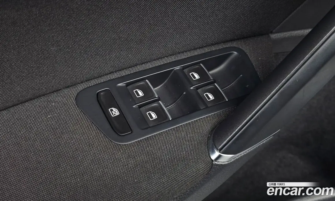 Volkswagen Golf 2013 2.0 автомат (гидро), фото 15