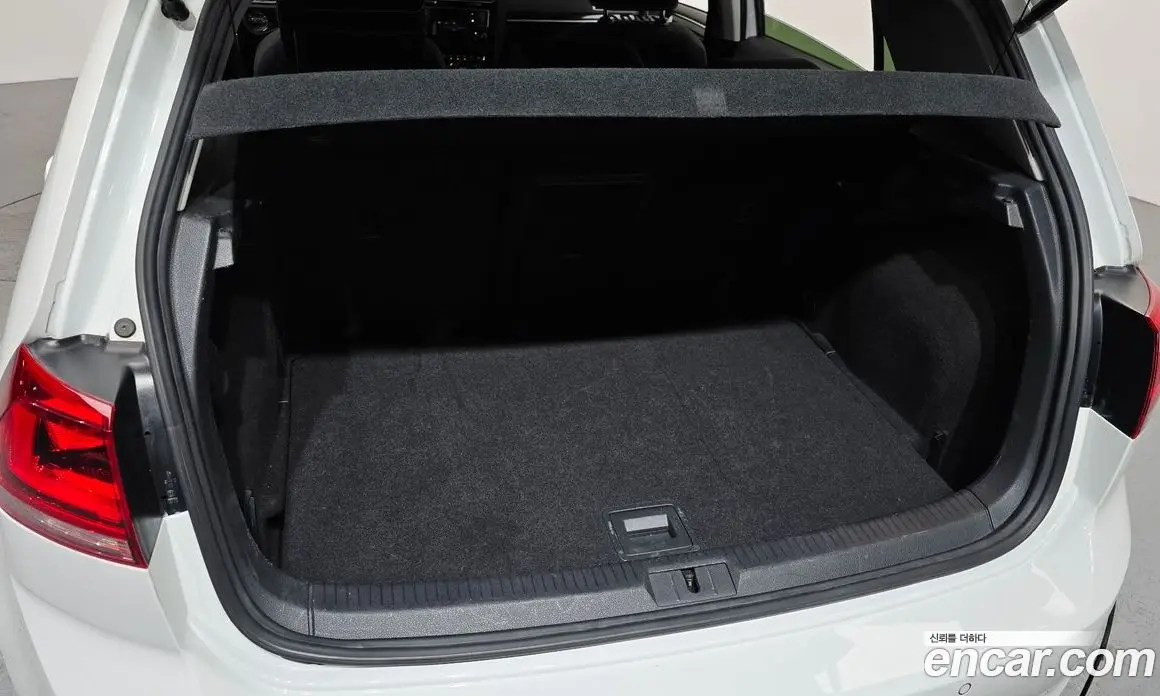 Volkswagen Golf 2013 2.0 автомат (гидро), фото 19