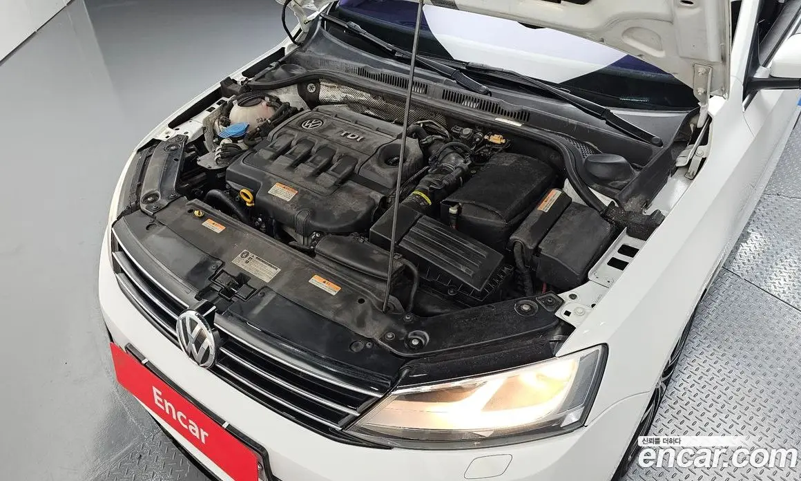 Volkswagen Jetta 2015 2.0 автомат (гидро), фото 6 Volkswagen Jetta 2015 2.0 автомат (гидро), фото 6