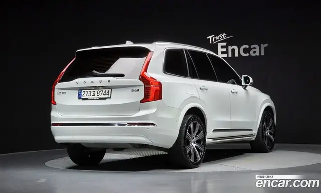 Volvo XC90 2023 2.0 автомат (гидро), миниатюра 2