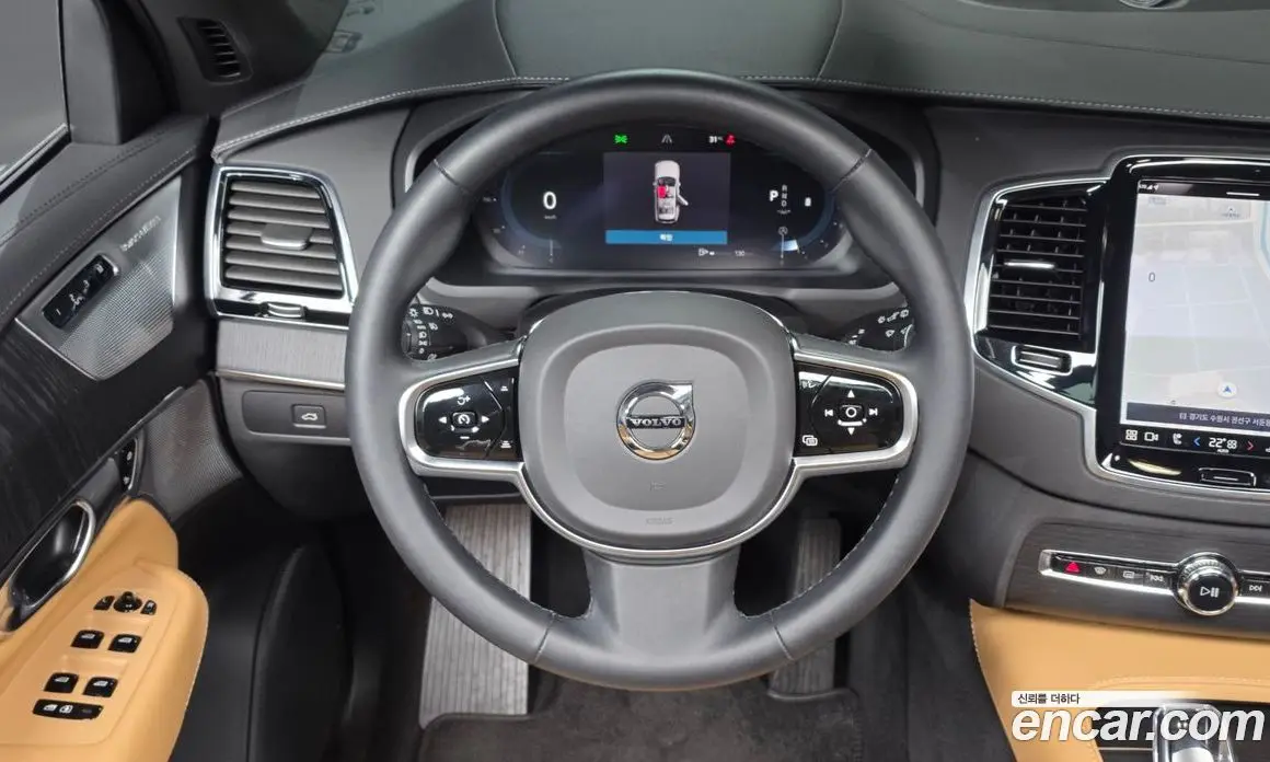 Volvo XC90 2023 2.0 автомат (гидро), фото 13