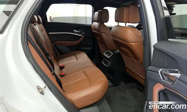 Audi e-tron 2021 0.2 автомат (гидро), миниатюра 12