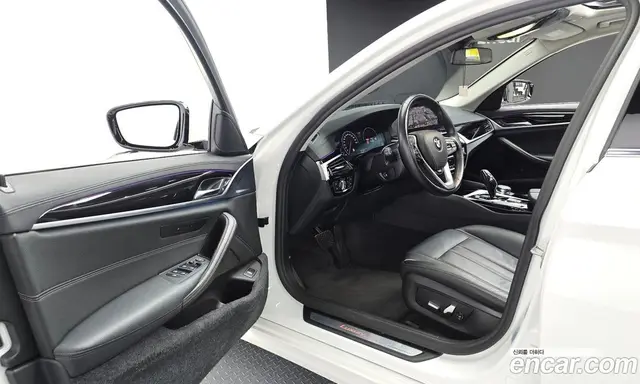 BMW 5 серия 2019 2.0 автомат (гидро), миниатюра 10 BMW 5 серия 2019 2.0 автомат (гидро), миниатюра 10
