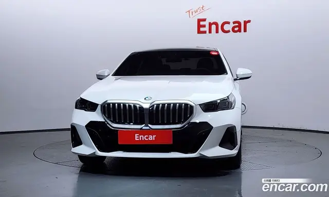 BMW 5 серия 2025 2.0 автомат (гидро), миниатюра 3 BMW 5 серия 2025 2.0 автомат (гидро), миниатюра 3
