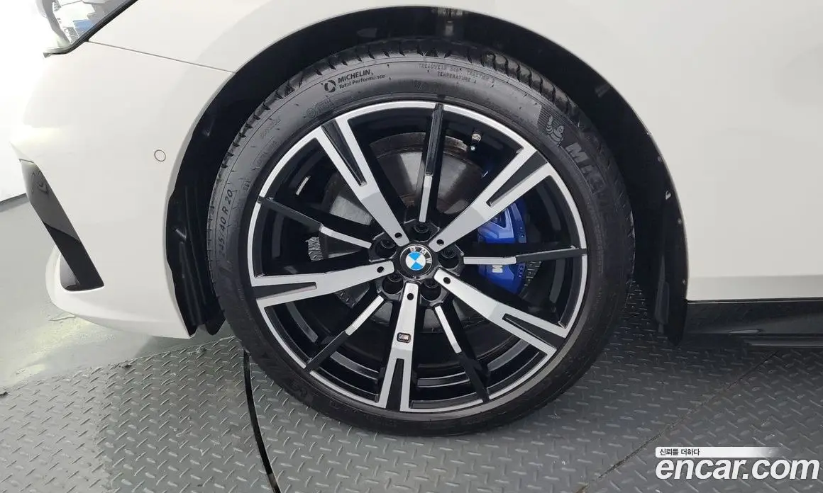 BMW 5 серия 2025 2.0 автомат (гидро), фото 5 BMW 5 серия 2025 2.0 автомат (гидро), фото 5