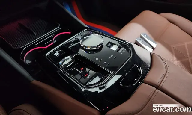 BMW 5 серия 2025 2.0 автомат (гидро), миниатюра 9 BMW 5 серия 2025 2.0 автомат (гидро), миниатюра 9