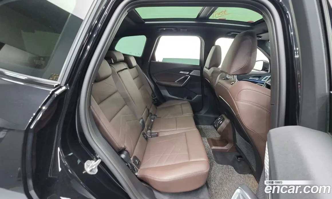 BMW X1 2023 2.0 автомат (гидро), фото 19