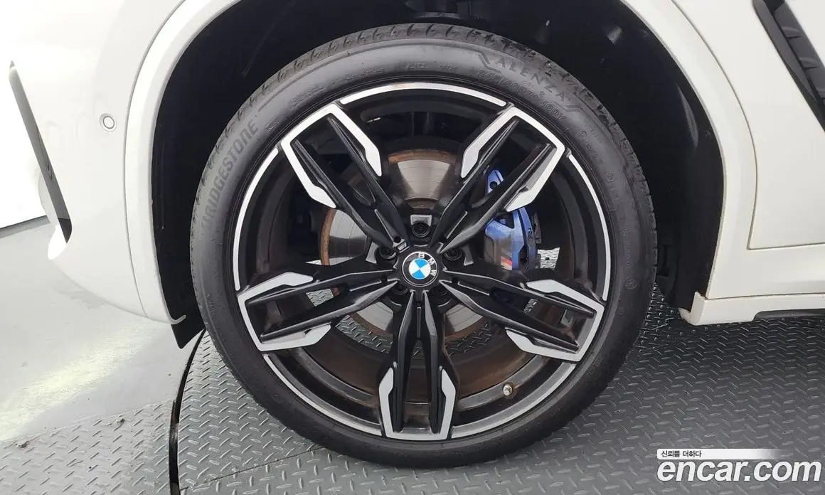 BMW X4 2025 3.0 автомат (гидро), фото 5 BMW X4 2025 3.0 автомат (гидро), фото 5
