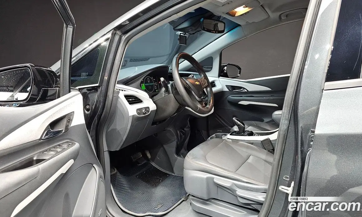 Chevrolet Bolt EV 2018 0.2 автомат (гидро), фото 10 Chevrolet Bolt EV 2018 0.2 автомат (гидро), фото 10