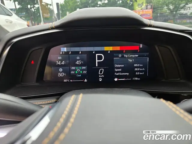 Chevrolet Corvette 2020 6.2 автомат (гидро), миниатюра 10
