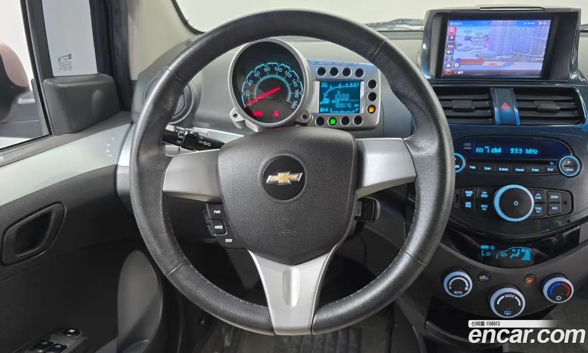 Chevrolet Spark 2011 1.0 автомат (гидро), фото 13