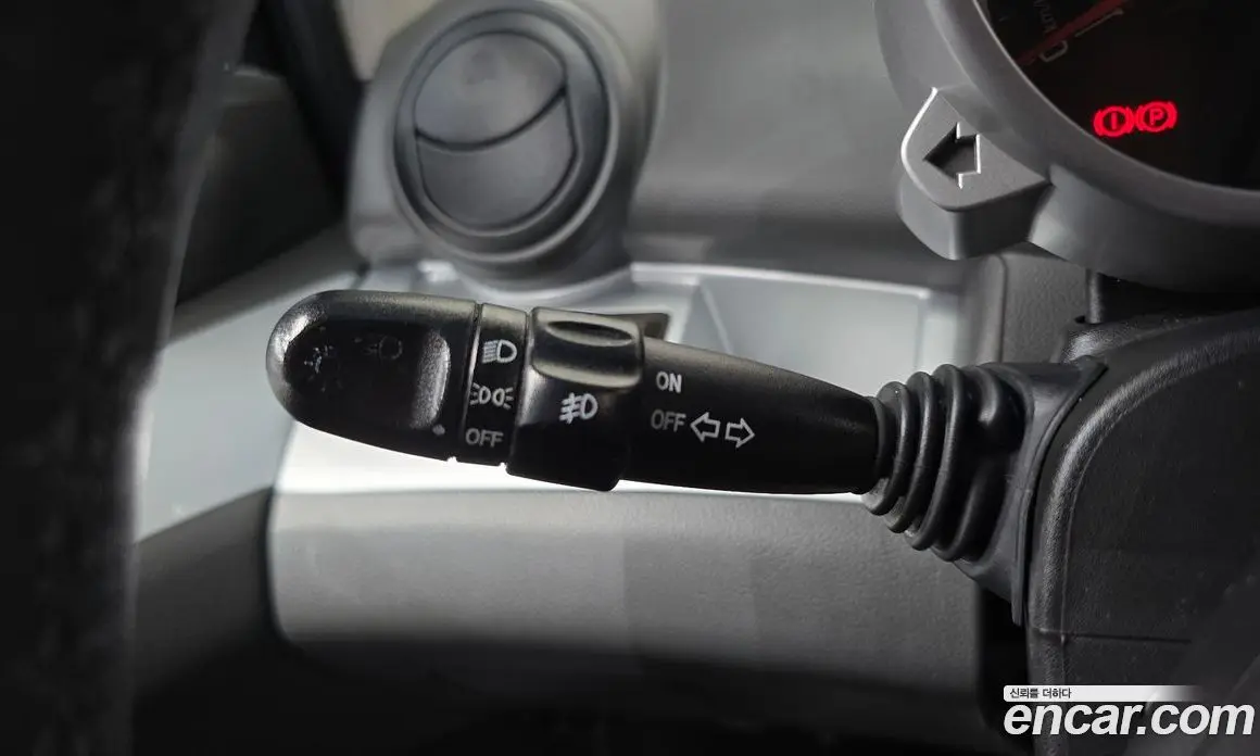 Chevrolet Spark 2011 1.0 автомат (гидро), фото 17