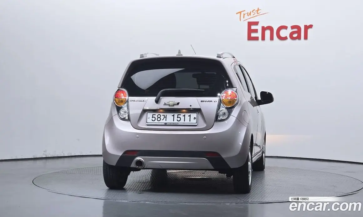 Chevrolet Spark 2011 1.0 автомат (гидро), фото 4