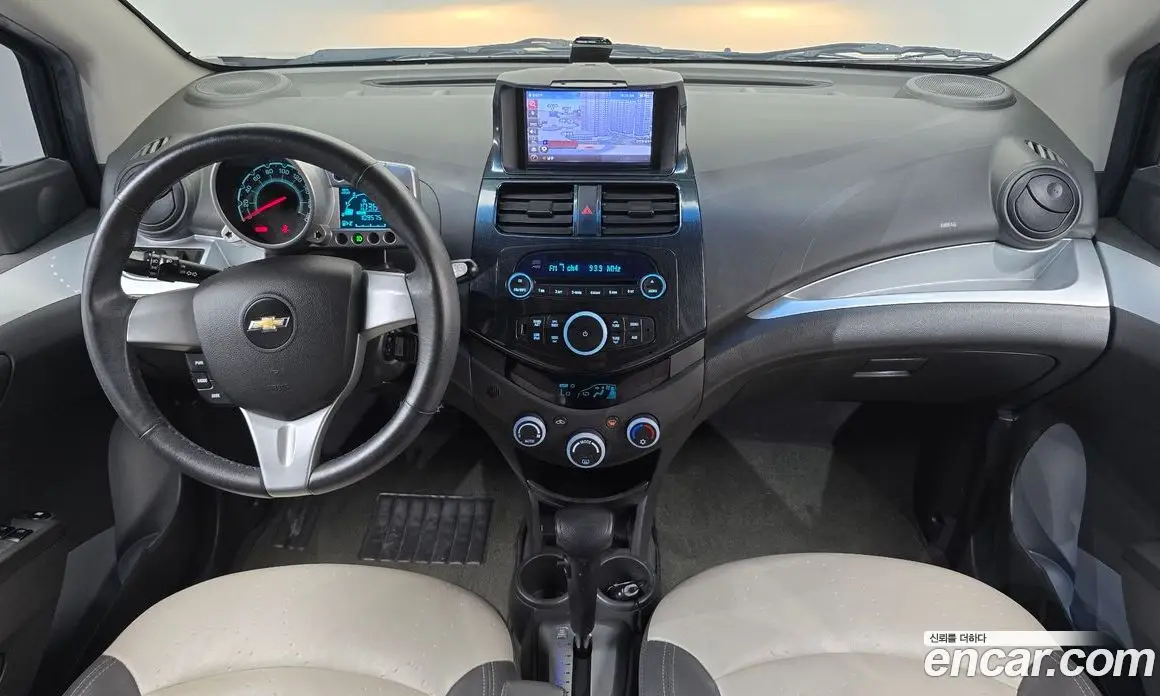 Chevrolet Spark 2011 1.0 автомат (гидро), фото 7
