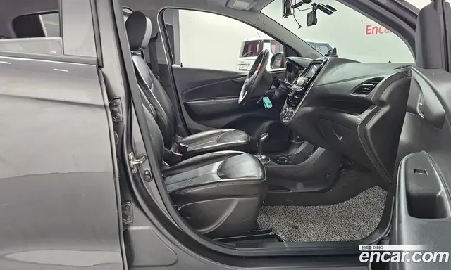 Chevrolet Spark 2016 1.0 автомат (гидро), миниатюра 11