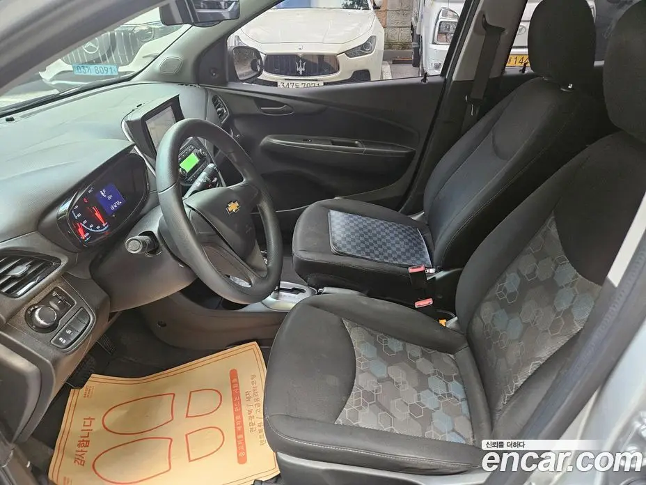 Chevrolet Spark 2017 1.0 автомат (гидро), фото 16