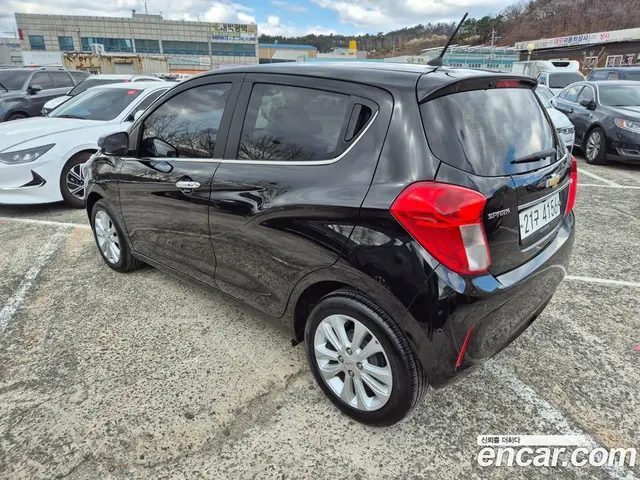 Chevrolet Spark 2018 1.0 автомат (гидро), миниатюра 4 Chevrolet Spark 2018 1.0 автомат (гидро), миниатюра 4