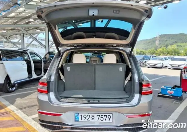 Genesis GV80 2024 2.5 автомат (гидро), миниатюра 11
