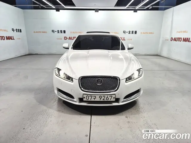 Jaguar XF, 2015, 120 900 км