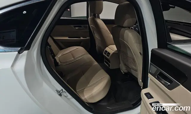 Jaguar XF 2016 2.0 автомат (гидро), миниатюра 12