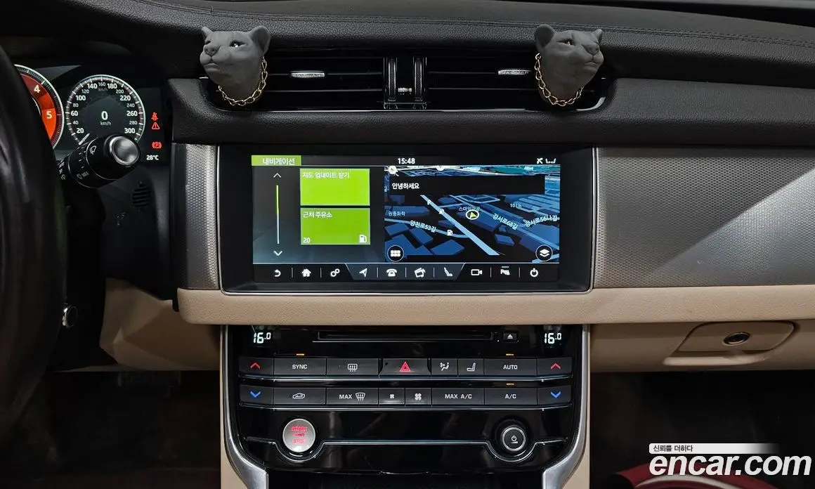 Jaguar XF 2016 2.0 автомат (гидро), фото 14