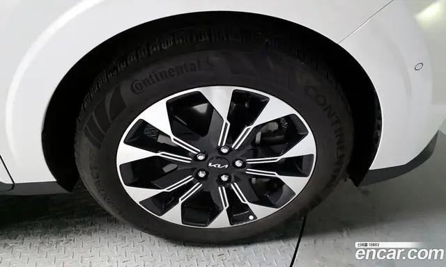 Kia Carnival 2023 3.5 автомат (гидро), миниатюра 5 Kia Carnival 2023 3.5 автомат (гидро), миниатюра 5