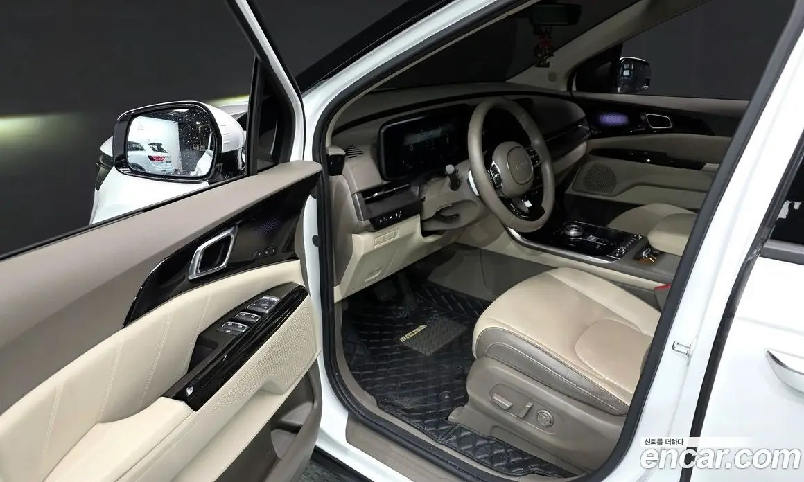Kia Carnival 2023 3.5 автомат (гидро), фото 10 Kia Carnival 2023 3.5 автомат (гидро), фото 10