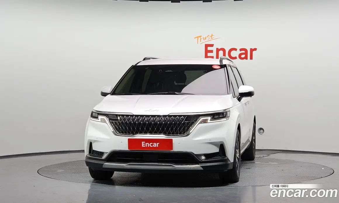 Kia Carnival 2023 2.2 автомат (гидро), фото 3