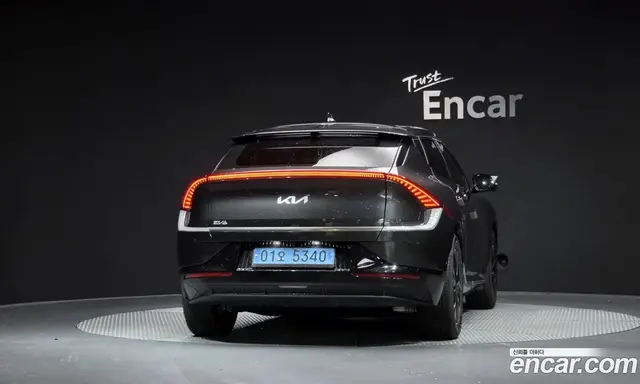 Kia EV6 2022 0.1 автомат (гидро), миниатюра 4