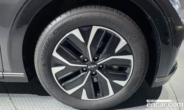 Kia EV6 2022 0.1 автомат (гидро), миниатюра 5