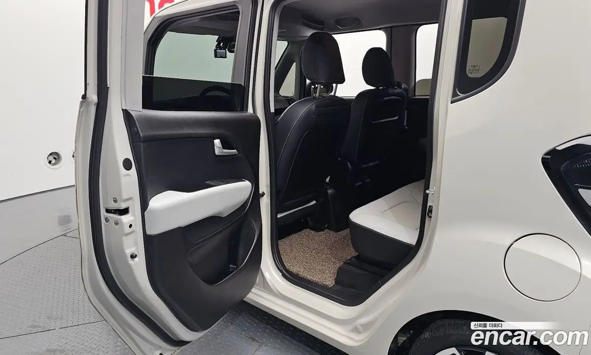 Kia Ray 2022 1.0 автомат (гидро), фото 12 Kia Ray 2022 1.0 автомат (гидро), фото 12