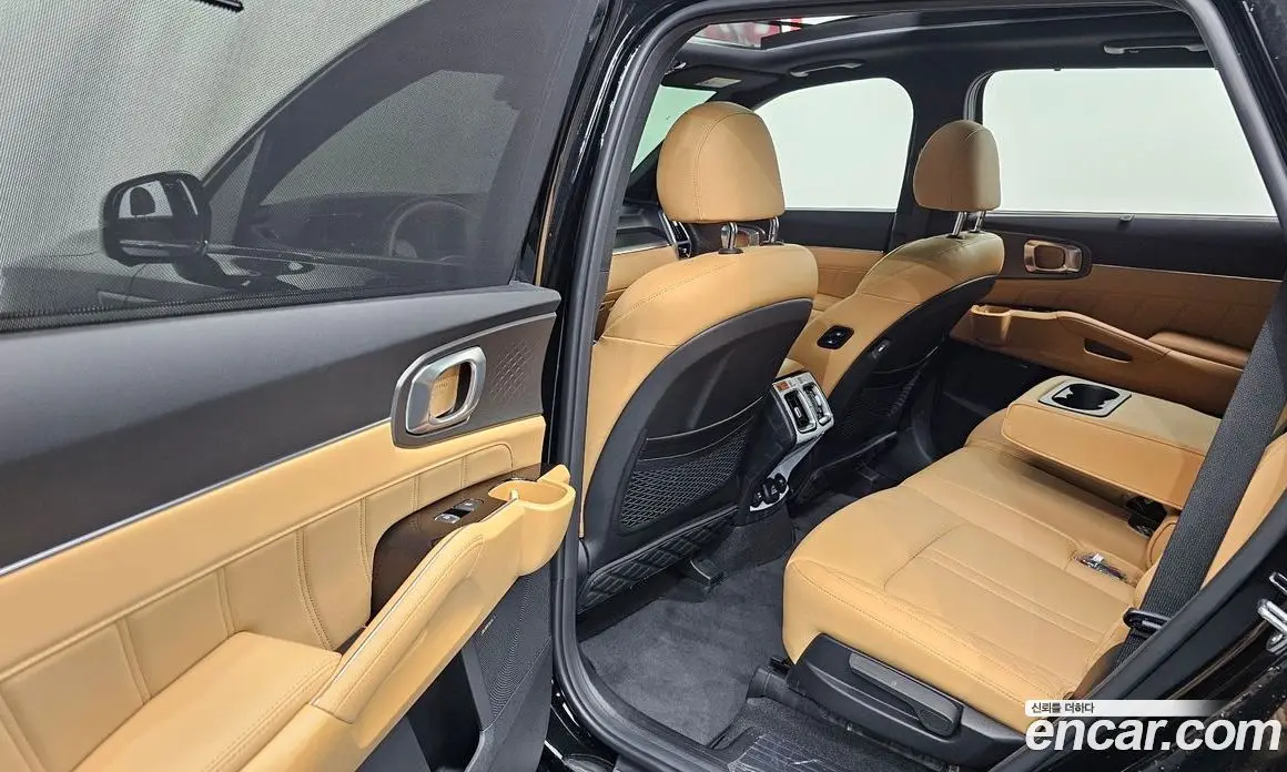 Kia Sorento 2023 2.2 автомат (гидро), фото 11