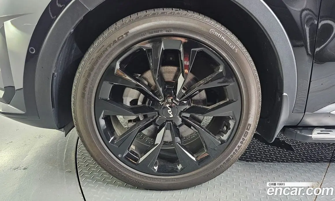 Kia Sorento 2023 2.2 автомат (гидро), фото 5