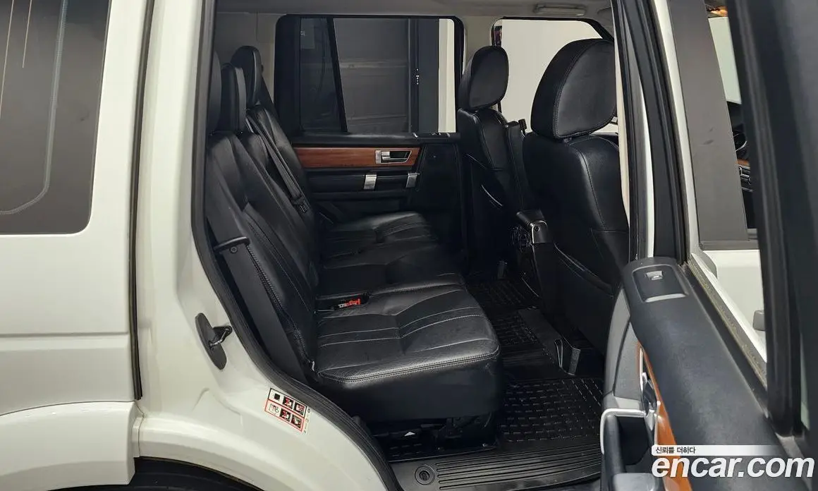 Land Rover Discovery 2012 3.0 автомат (гидро), фото 11 Land Rover Discovery 2012 3.0 автомат (гидро), фото 11
