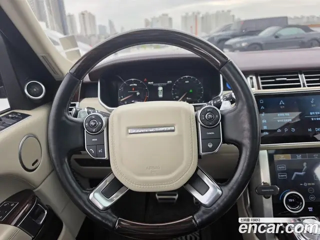Land Rover Range Rover 2015 5.0 автомат (гидро), миниатюра 12